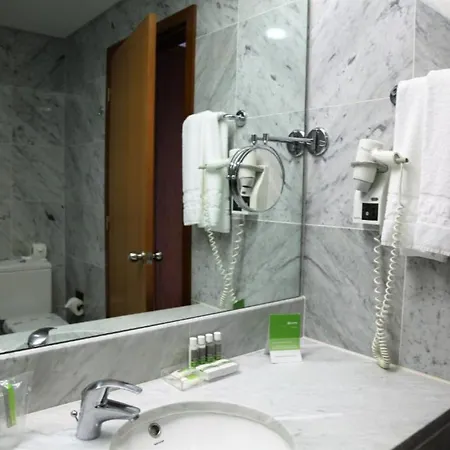 Inatel Flores Hotel 4*