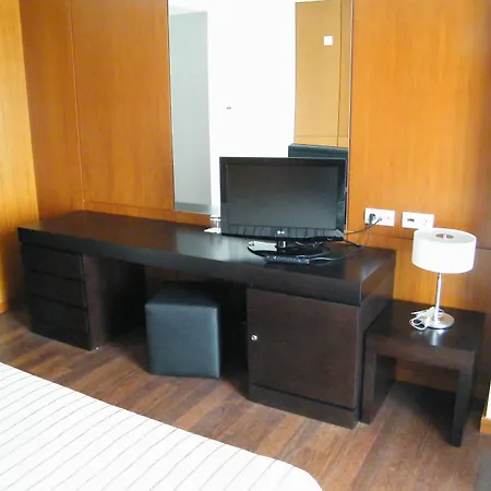 מלון Inatel Flores סנטה קרוז דאס פלורס