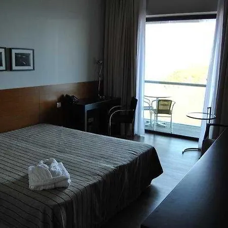 Inatel Flores Hotel 4*