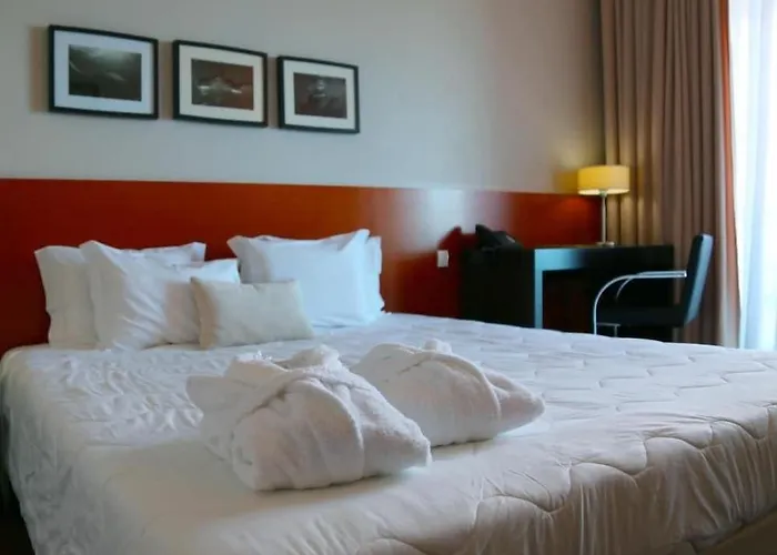 Hotel Inatel Flores 4*